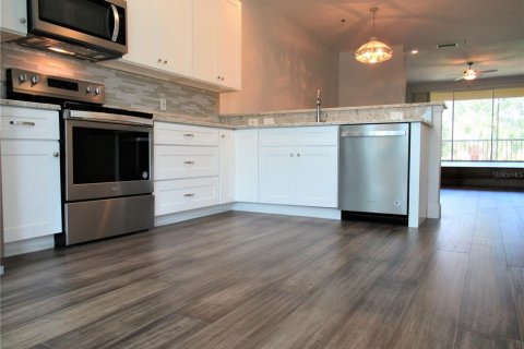 Townhouse in Tierra Verde, Florida 3 bedrooms, 207.73 sq.m. № 1894134 - photo 10