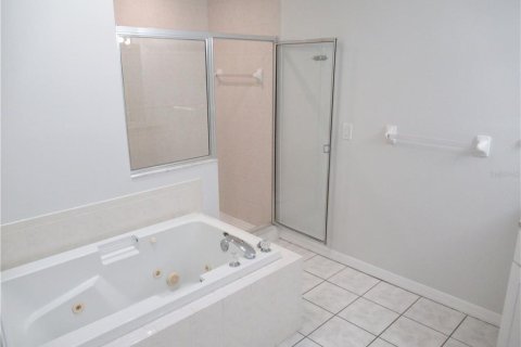 Townhouse in Tierra Verde, Florida 3 bedrooms, 207.73 sq.m. № 1894134 - photo 21