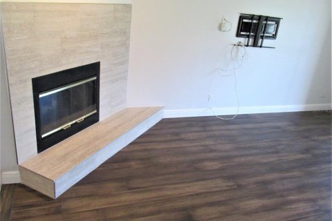 Townhouse in Tierra Verde, Florida 3 bedrooms, 207.73 sq.m. № 1894134 - photo 6