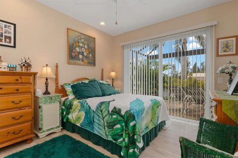 House in Port Charlotte, Florida 3 bedrooms, 190.08 sq.m. № 2330384 - photo 29