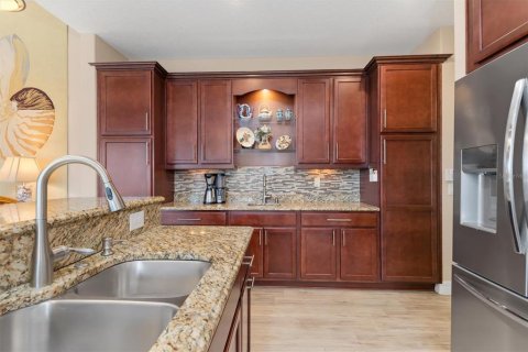 House in Port Charlotte, Florida 3 bedrooms, 190.08 sq.m. № 2330384 - photo 18