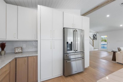 Casa en venta en Anna Maria, Florida, 3 dormitorios, 200.3 m2 № 1787443 - foto 16