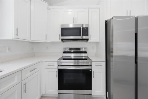 Casa en venta en Ocala, Florida, 3 dormitorios, 122.07 m2 № 2215859 - foto 4