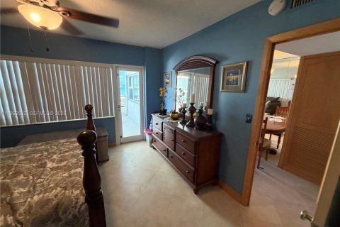 Condominio en alquiler en Pompano Beach, Florida, 2 dormitorios, 95.5 m2 № 2030734 - foto 15