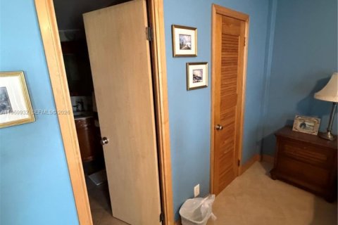 Condominio en alquiler en Pompano Beach, Florida, 2 dormitorios, 95.5 m2 № 2030734 - foto 24