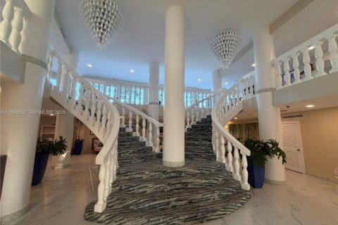 Condominio en alquiler en Pompano Beach, Florida, 2 dormitorios, 95.5 m2 № 2030734 - foto 30