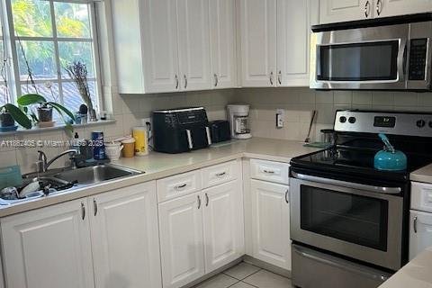 Copropriété à vendre à Hollywood, Floride: 2 chambres, 100.33 m2 № 1890422 - photo 2