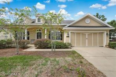 House in Fernandina Beach, Florida 4 bedrooms, 254.74 sq.m. № 859646 - photo 1