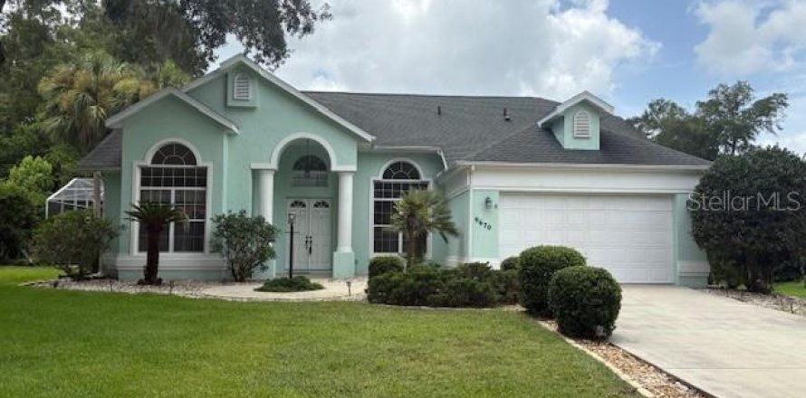 Villa ou maison à Dunnellon, Floride 3 chambres, 175.4 m2 № 2195934