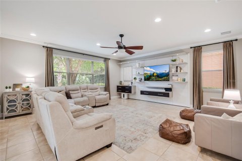 Villa ou maison à vendre à Orlando, Floride: 4 chambres, 375.14 m2 № 2157570 - photo 5