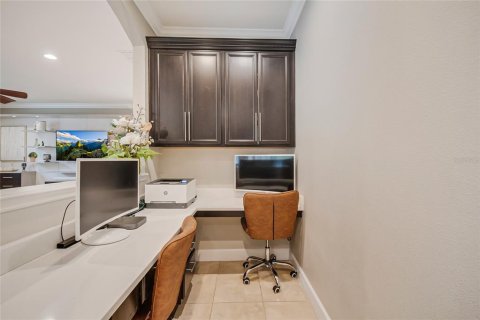 Villa ou maison à vendre à Orlando, Floride: 4 chambres, 375.14 m2 № 2157570 - photo 18