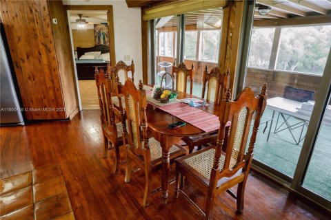 Casa en venta en Okeechobee, Florida, 3 dormitorios № 2023145 - foto 12