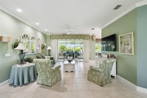 Villa ou maison à vendre à Kissimmee, Floride: 2 chambres, 224.73 m2 № 1786128 - photo 4