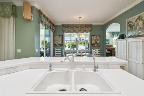 Villa ou maison à vendre à Kissimmee, Floride: 2 chambres, 224.73 m2 № 1786128 - photo 13