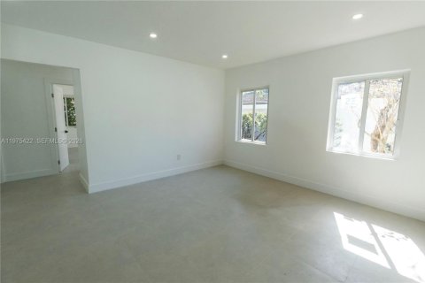 Casa en venta en Coral Gables, Florida, 3 dormitorios, 108.32 m2 № 2044441 - foto 11