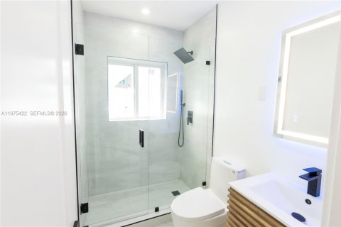 Casa en venta en Coral Gables, Florida, 3 dormitorios, 108.32 m2 № 2044441 - foto 5