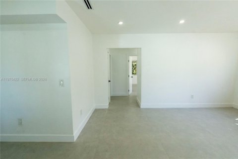 Casa en venta en Coral Gables, Florida, 3 dormitorios, 108.32 m2 № 2044441 - foto 10