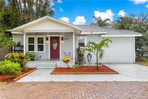 Casa en venta en Tampa, Florida, 3 dormitorios, 99.22 m2 № 2384350 - foto 2