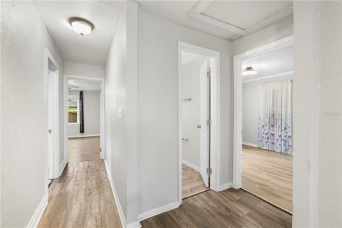 Casa en venta en Tampa, Florida, 3 dormitorios, 99.22 m2 № 2384350 - foto 15