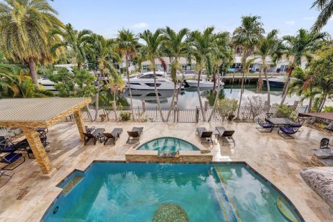 Villa ou maison à vendre à Lighthouse Point, Floride: 6 chambres, 462.75 m2 № 2246740 - photo 3