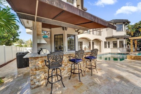 Villa ou maison à vendre à Lighthouse Point, Floride: 6 chambres, 462.75 m2 № 2246740 - photo 4