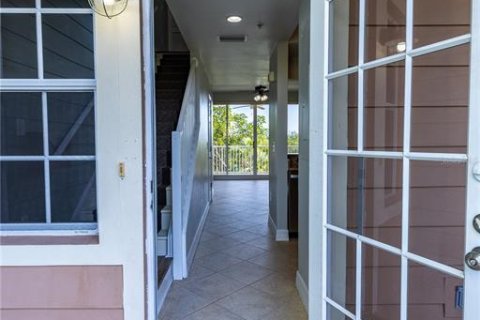 Townhouse in Ruskin, Florida 2 bedrooms, 110 sq.m. № 1598220 - photo 6