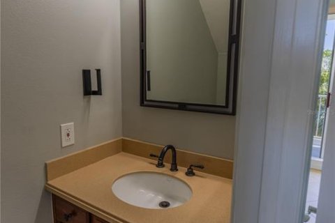 Townhouse in Ruskin, Florida 2 bedrooms, 110 sq.m. № 1598220 - photo 16
