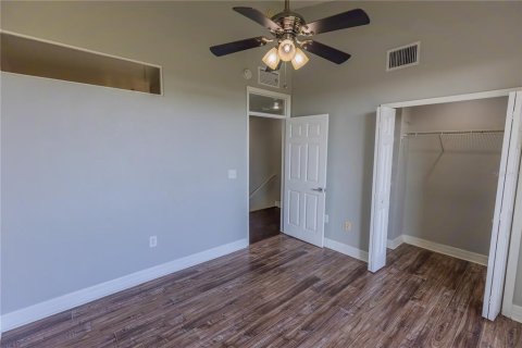 Townhouse in Ruskin, Florida 2 bedrooms, 110 sq.m. № 1598220 - photo 22