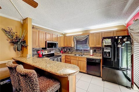 Townhouse in St. Lucie, Florida 2 bedrooms, 123.37 sq.m. № 2108224 - photo 12