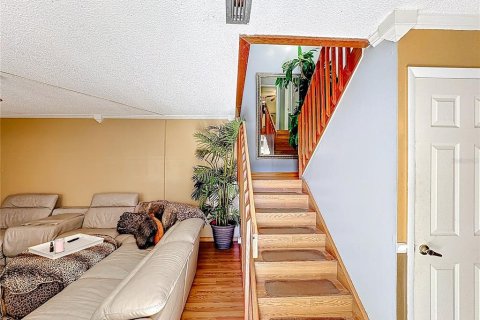 Townhouse in St. Lucie, Florida 2 bedrooms, 123.37 sq.m. № 2108224 - photo 19