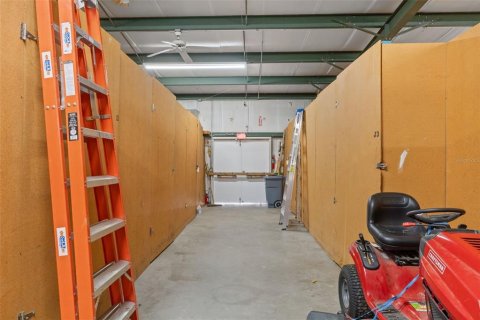 Propiedad comercial en alquiler en Homosassa, Florida, 854.7 m2 № 2097703 - foto 14