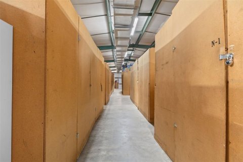 Propiedad comercial en alquiler en Homosassa, Florida, 854.7 m2 № 2097703 - foto 11