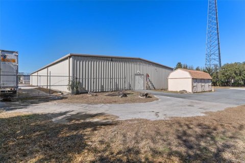 Propiedad comercial en alquiler en Homosassa, Florida, 854.7 m2 № 2097703 - foto 2
