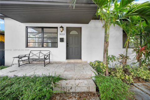 Casa en Miami, Florida 2 dormitorios, 73.58 m2 № 2073364