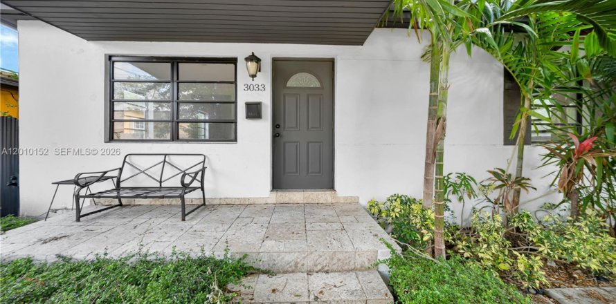 Casa en Miami, Florida 2 dormitorios, 73.58 m2 № 2073364