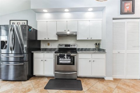 House in Port Charlotte, Florida 3 bedrooms, 131.55 sq.m. № 2378311 - photo 7