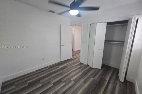 Снять в аренду виллу или дом в Хайалиа, Флорида 2 спальни, 289.86м2, № 2005115 - фото 12