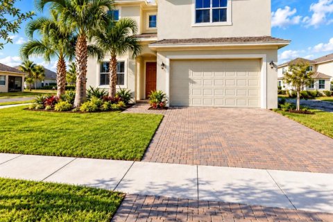Villa ou maison à Port St. Lucie, Floride 4 chambres, 279.26 m2 № 2412514