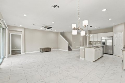 Villa ou maison à vendre à Port St. Lucie, Floride: 4 chambres, 279.26 m2 № 2412514 - photo 14