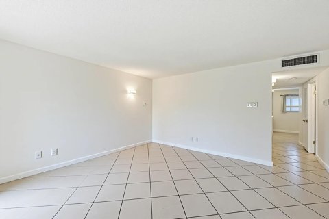Condominio en venta en Delray Beach, Florida, 2 dormitorios, 82.03 m2 № 2190827 - foto 10