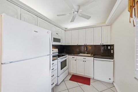 Condominio en venta en Delray Beach, Florida, 2 dormitorios, 82.03 m2 № 2190827 - foto 16