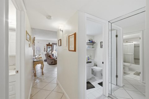 Condominio en venta en Delray Beach, Florida, 2 dormitorios, 82.03 m2 № 2190827 - foto 19