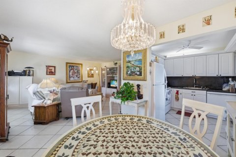 Condominio en venta en Delray Beach, Florida, 2 dormitorios, 82.03 m2 № 2190827 - foto 12