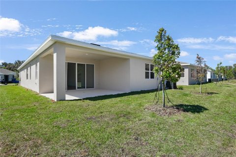 House in Tavares, Florida 4 bedrooms, 177.44 sq.m. № 1436699 - photo 16
