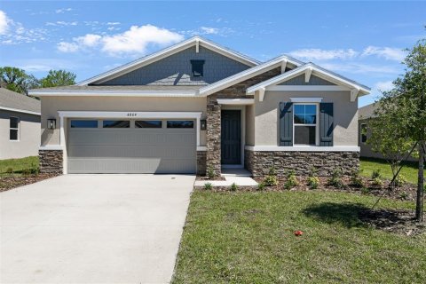 House in Tavares, Florida 4 bedrooms, 177.44 sq.m. № 1436699 - photo 2