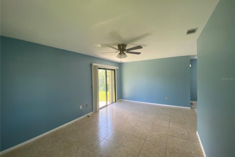 House in North Port, Florida 3 bedrooms, 105.91 sq.m. № 1767878 - photo 8