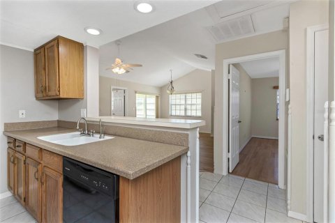 Casa en venta en New Port Richey, Florida, 2 dormitorios, 96.62 m2 № 1574473 - foto 14