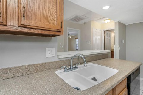 Casa en venta en New Port Richey, Florida, 2 dormitorios, 96.62 m2 № 1574473 - foto 18