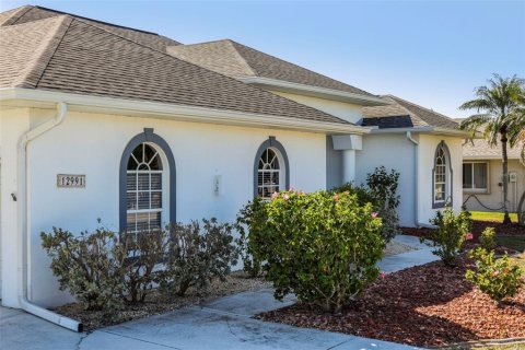 Casa en venta en Lake Suzy, Florida, 3 dormitorios, 194.54 m2 № 1572279 - foto 6