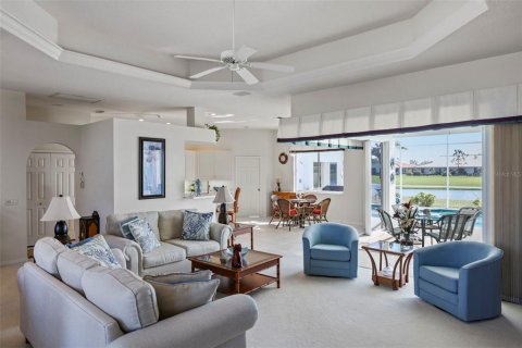 Casa en venta en Lake Suzy, Florida, 3 dormitorios, 194.54 m2 № 1572279 - foto 10